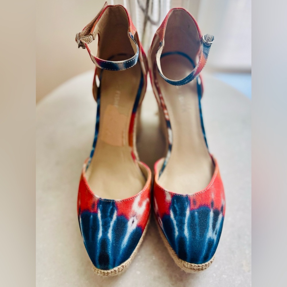 Marc Fisher Canvas Tie Dye Ankle Strap Espadrilles • Size 7